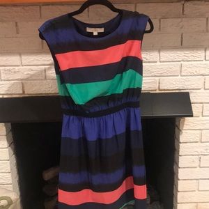 Loft size XS beautiful colorful dress!